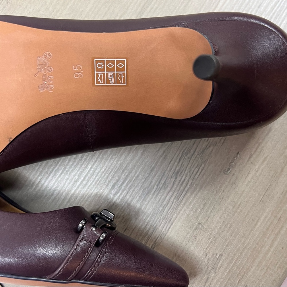 NWOT Coach Laurie Leather Point Kitten Heel Pumps Chocolate Plum – Size 9.5 - Picture 4 of 8